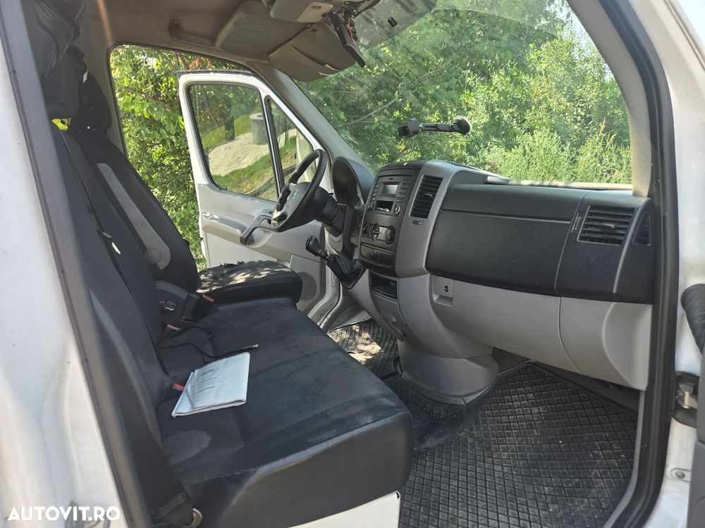 Mercedes-Benz Sprinter - 17