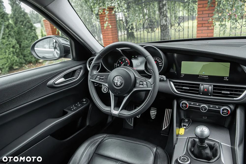 Alfa Romeo Giulia 2.2 Super - 18