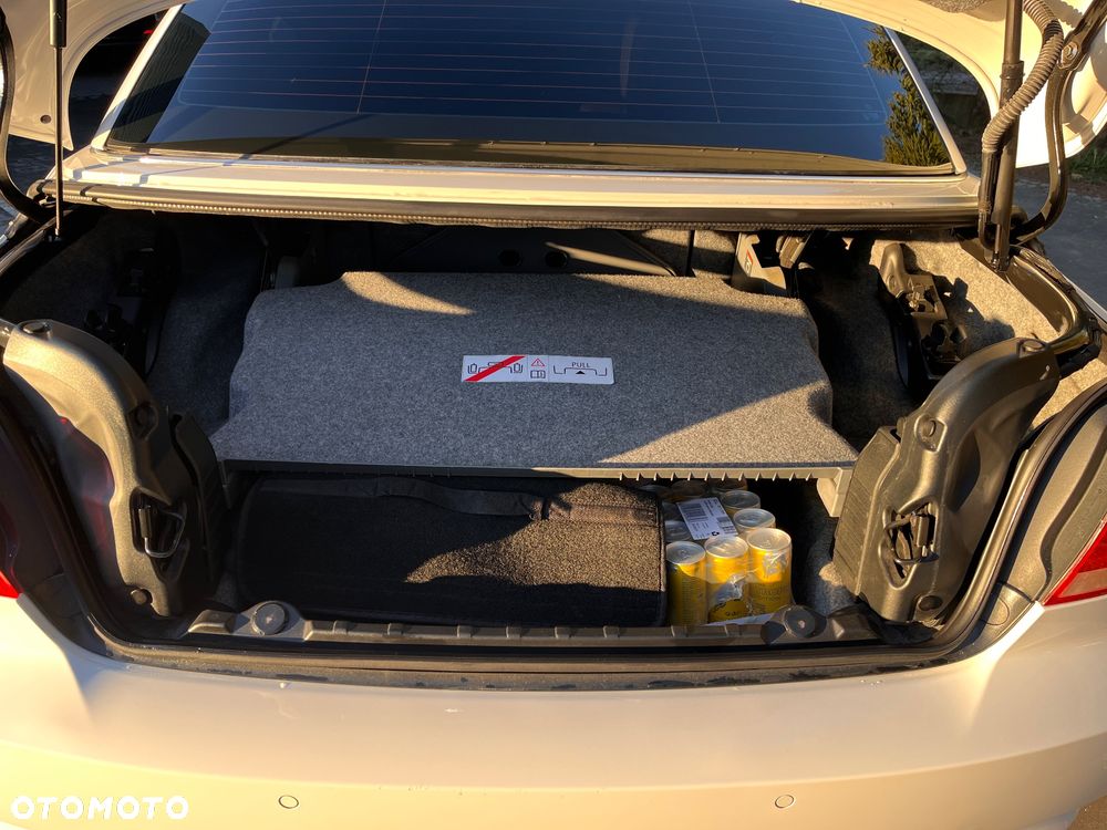BMW Seria 3 320i - 12