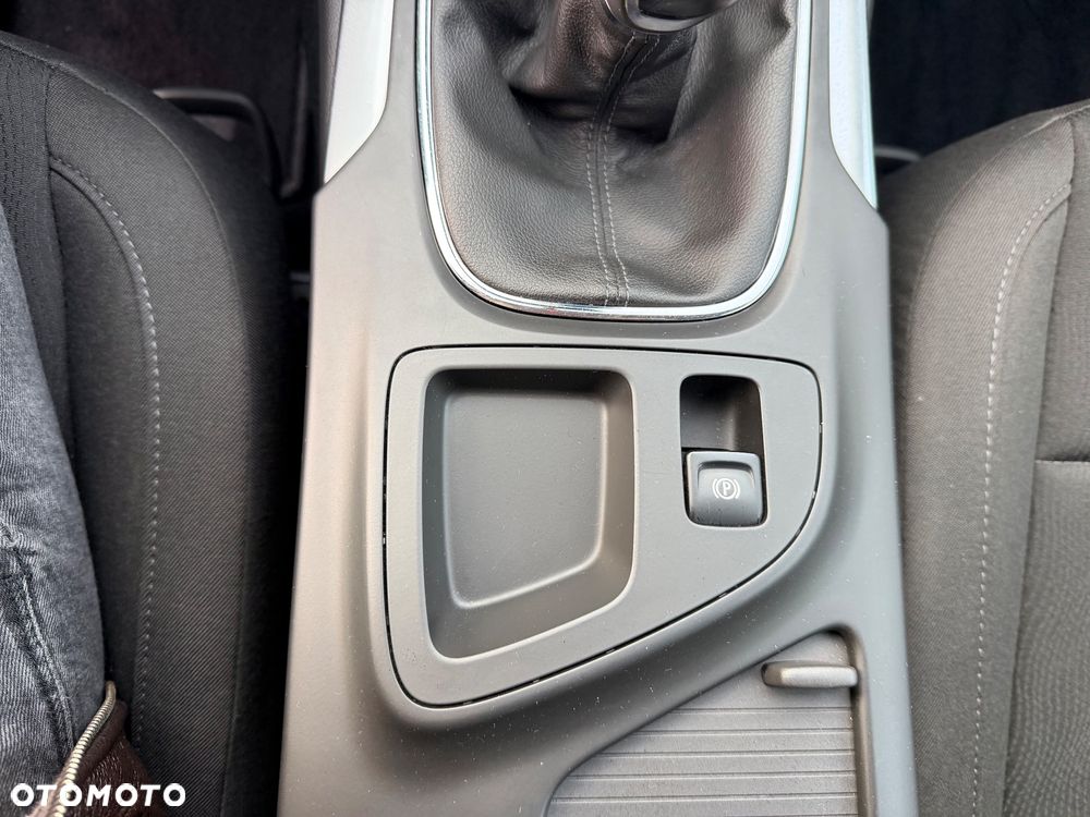 Opel Insignia 1.6 Turbo Cosmo - 18