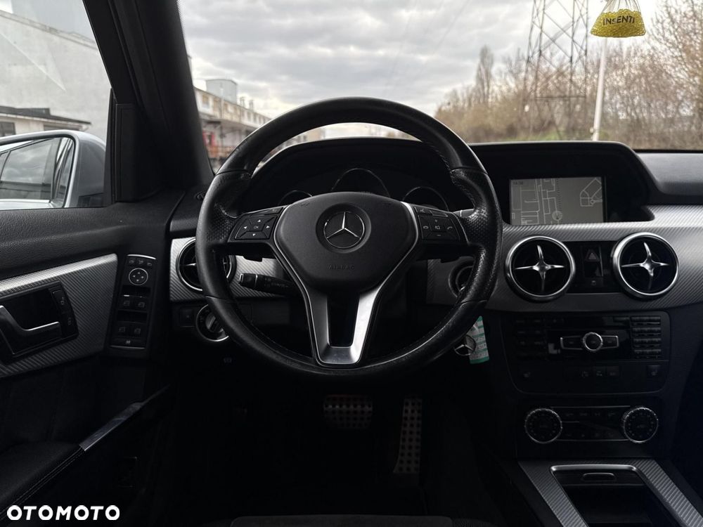 Mercedes-Benz GLK - 14