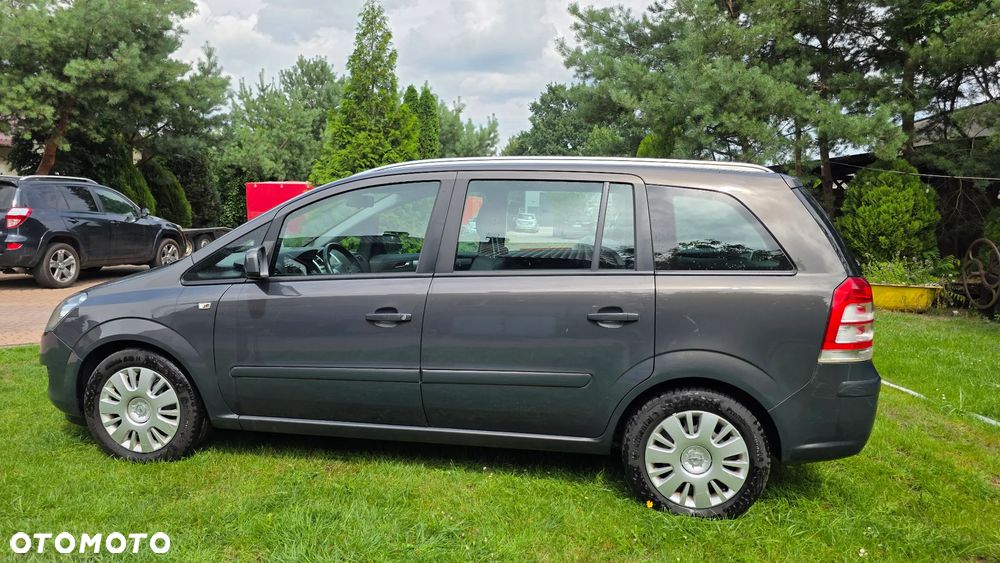 Opel Zafira 1.6 ECOFLEX Family Plus - 26