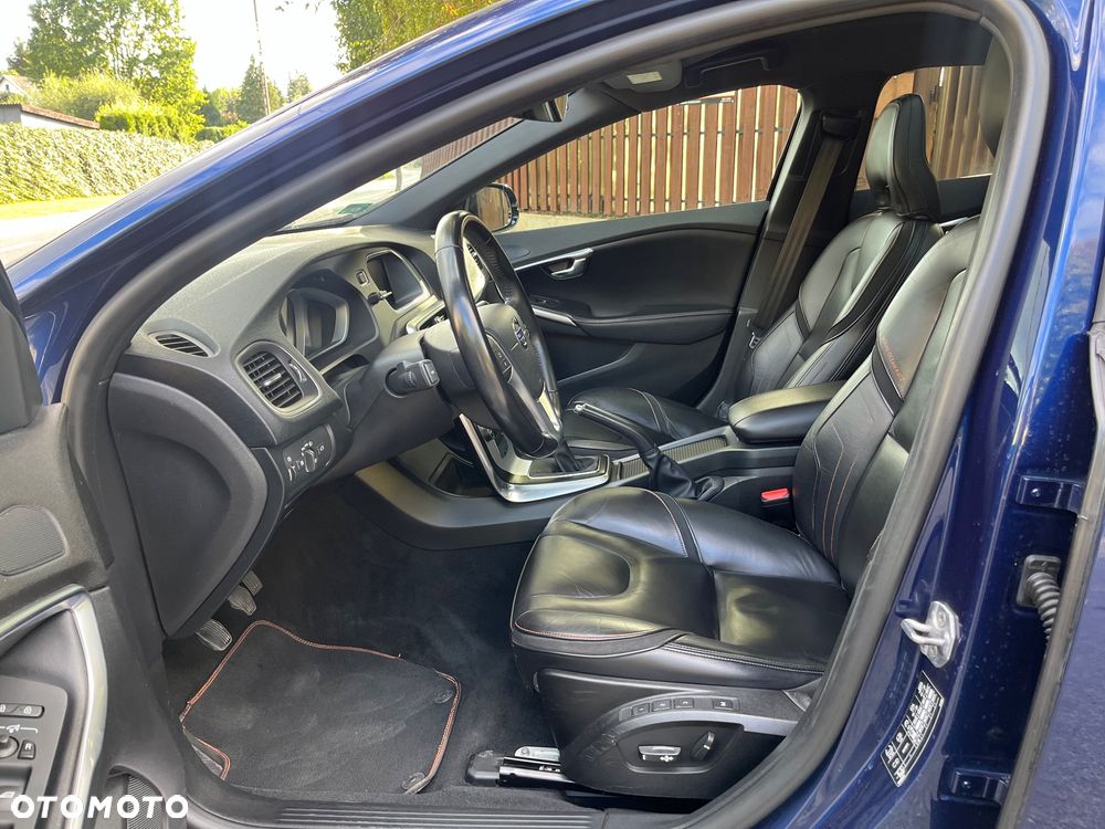 Volvo V40 D2 Drive-E Ocean Race - 15