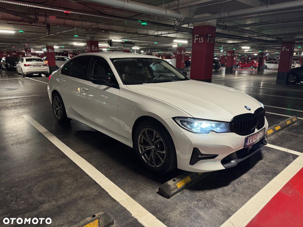 BMW Seria 3 320d - 39