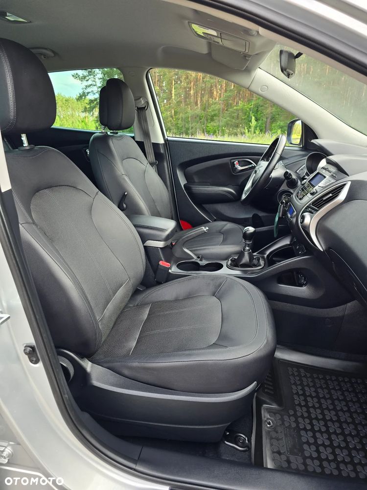 Hyundai ix35 2.0 CRDi 4WD Premium - 6