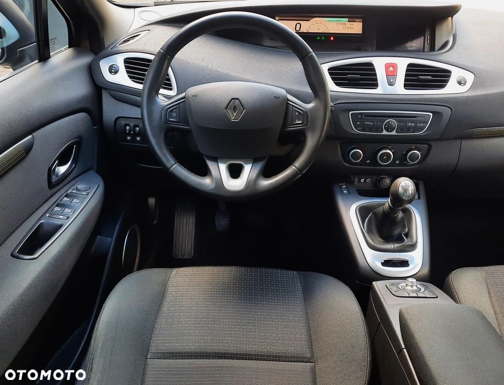 Renault Grand Scenic 1.6 16V 110 Dynamique - 7