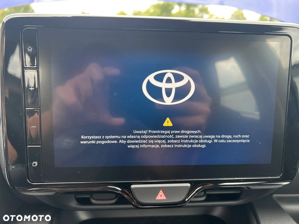 Toyota Yaris Hybrid 1.5 Comfort - 24