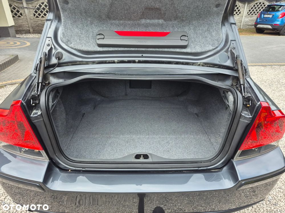 Volvo S60 2.4 Momentum - 17