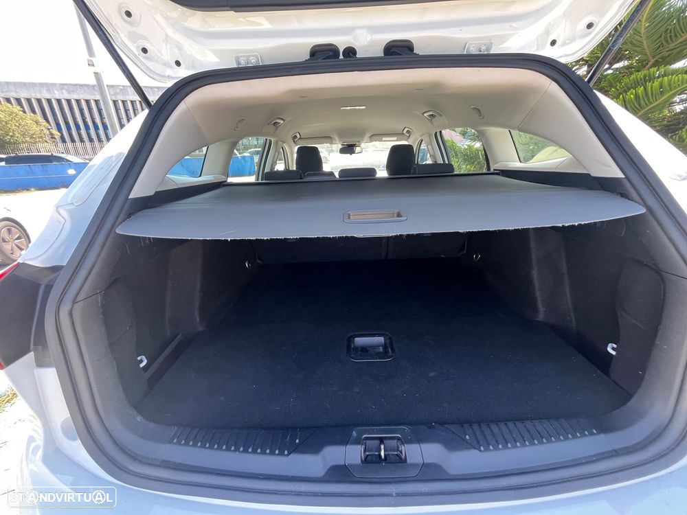 Ford Focus SW 1.5 TDCi EcoBlue Connected - 21