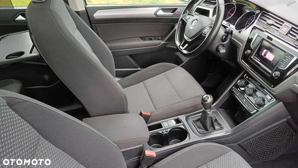Volkswagen Touran 1.6 TDI BMT Trendline - 9