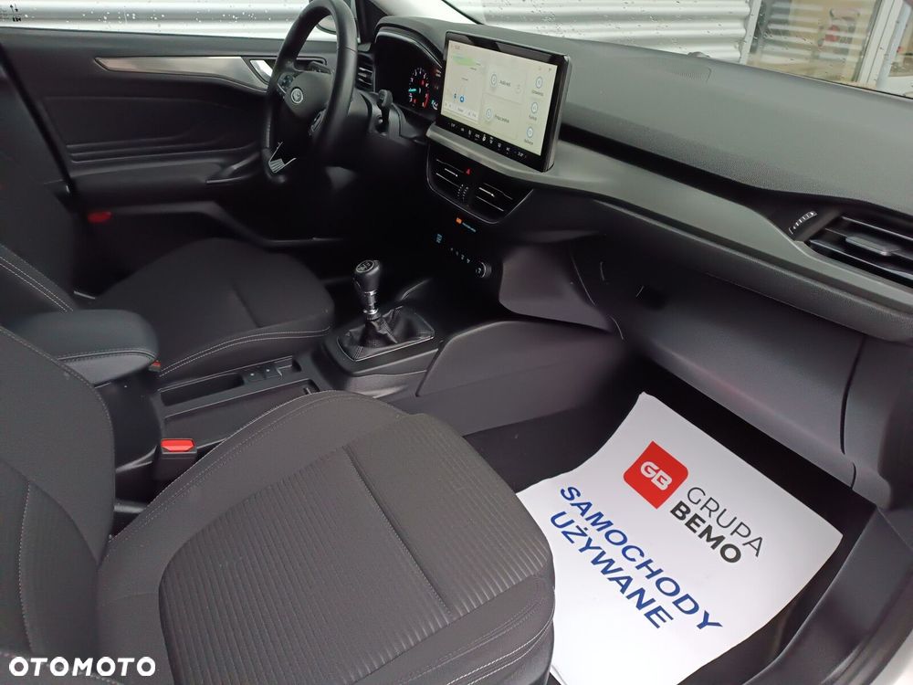Ford Focus 1.0 EcoBoost Titanium - 11