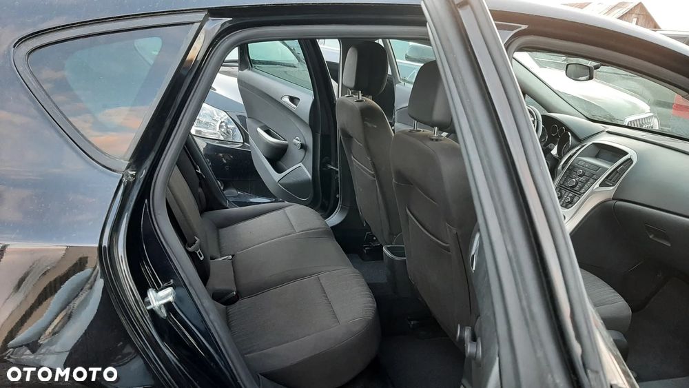 Opel Astra 1.4 Turbo - 13