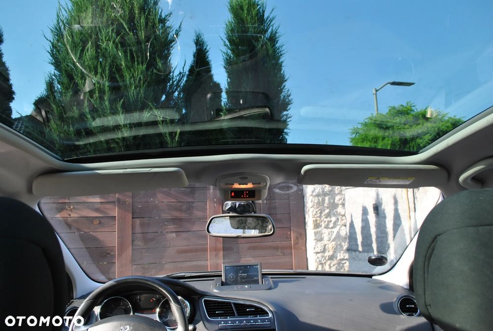Peugeot 5008 2.0 HDi Allure 7os - 16