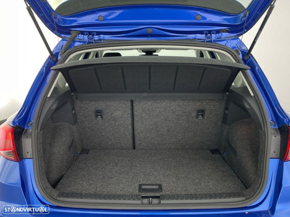 SEAT Arona - 13