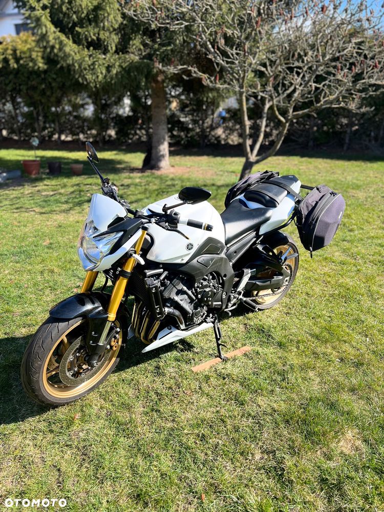 Yamaha FZ8 - 23