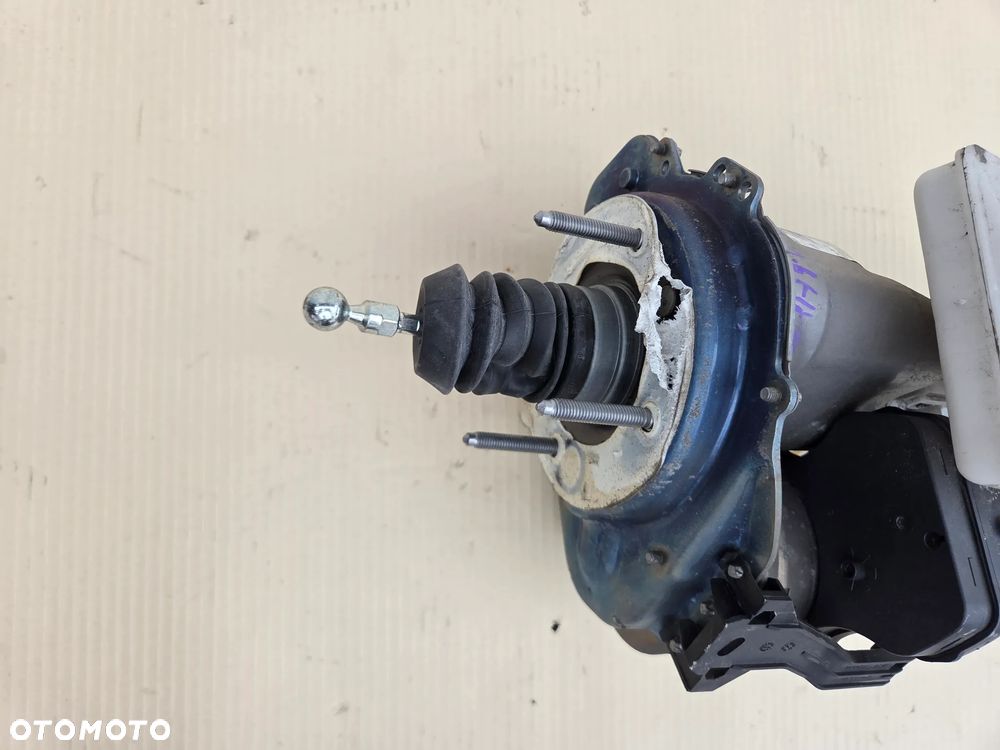 Serwo pompa hamulcowa Citroen C5X 9844767480 - 2