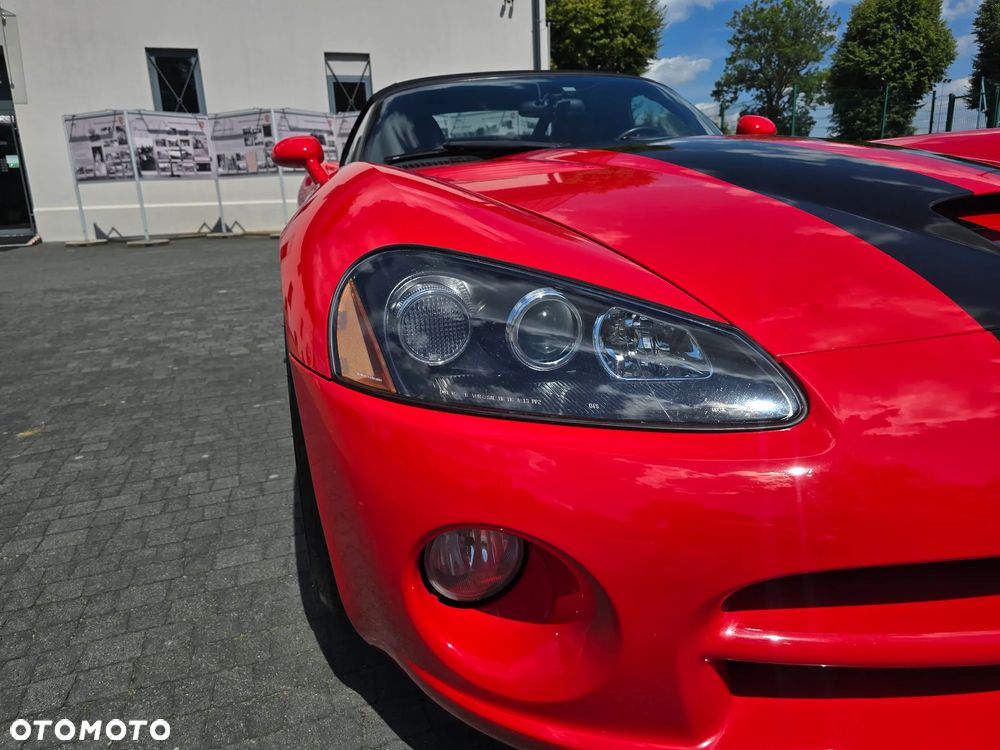 Dodge Viper SRT-10 - 11