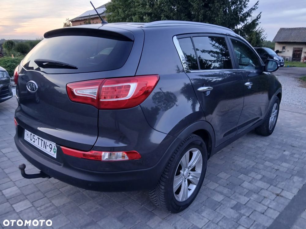 Kia Sportage 2.0 L - 22