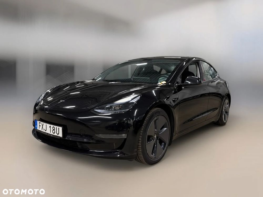 Tesla Model 3 2022 photo 4