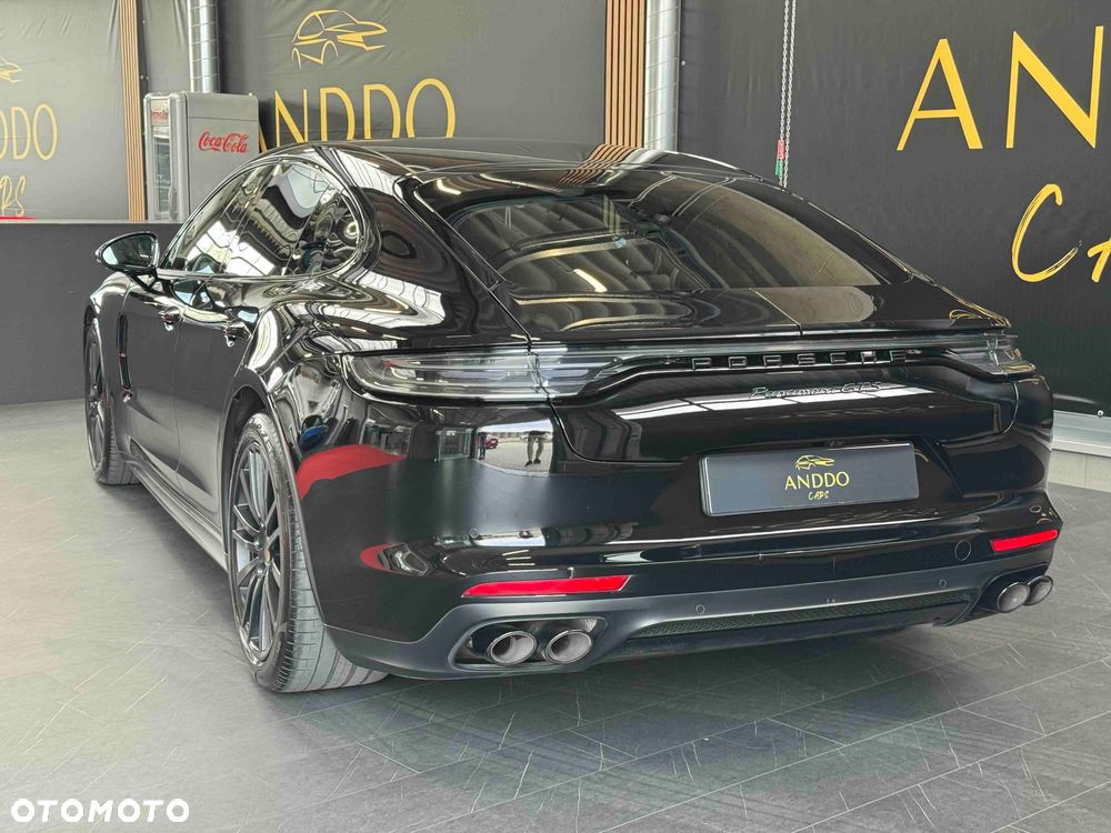 Porsche Panamera GTS - 12