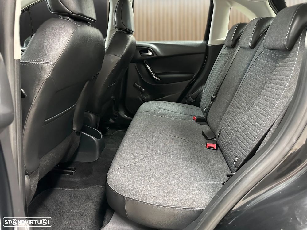 Citroën C3 1.2 PureTech Feel - 12