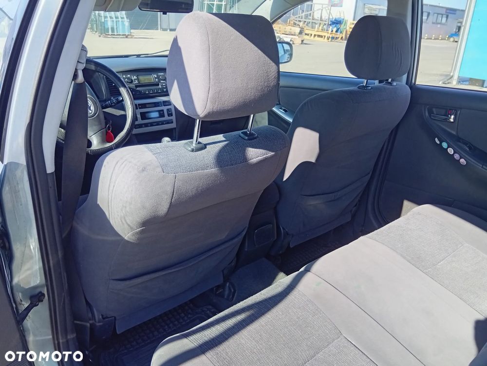 Toyota Corolla 2.0 D-4D Sol - 7