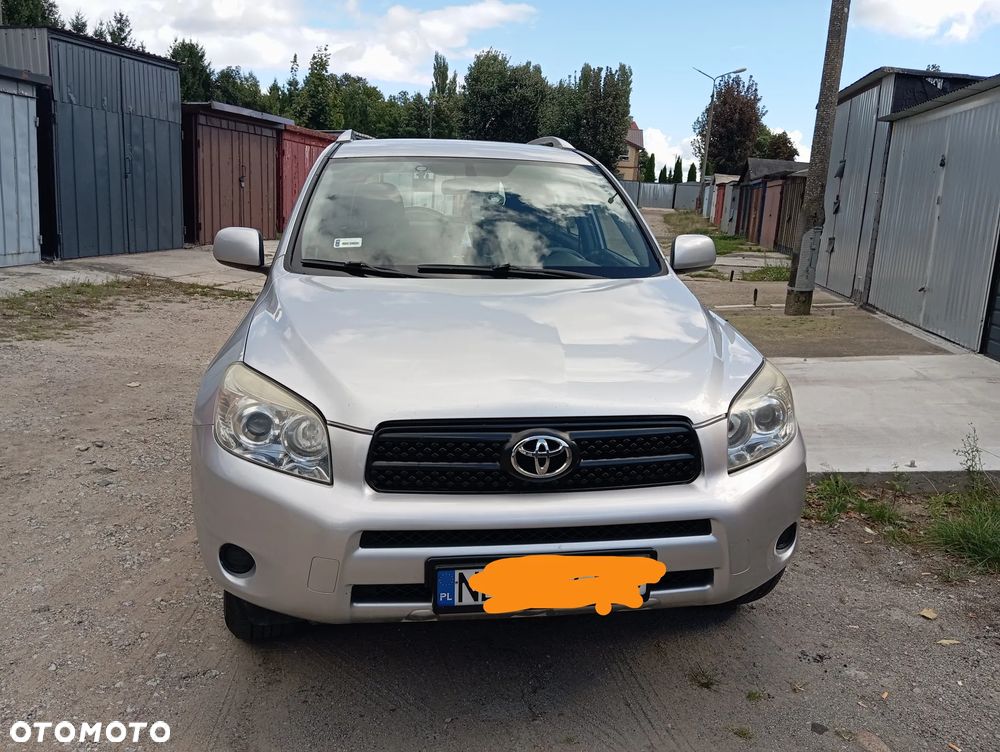 Toyota RAV4 2.0 VVT-i Luna - 2