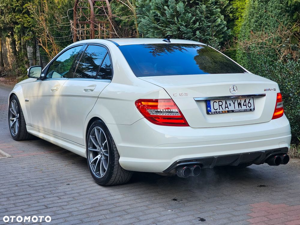 Mercedes-Benz Klasa C 63 AMG 7G-TRONIC - 9
