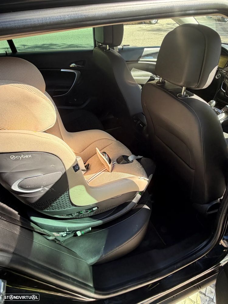 Opel Insignia Sports Tourer - 10