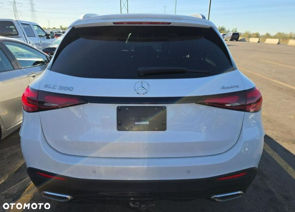 Mercedes-Benz GLC 300 4Matic 9G-TRONIC Edition AMG Line - 6