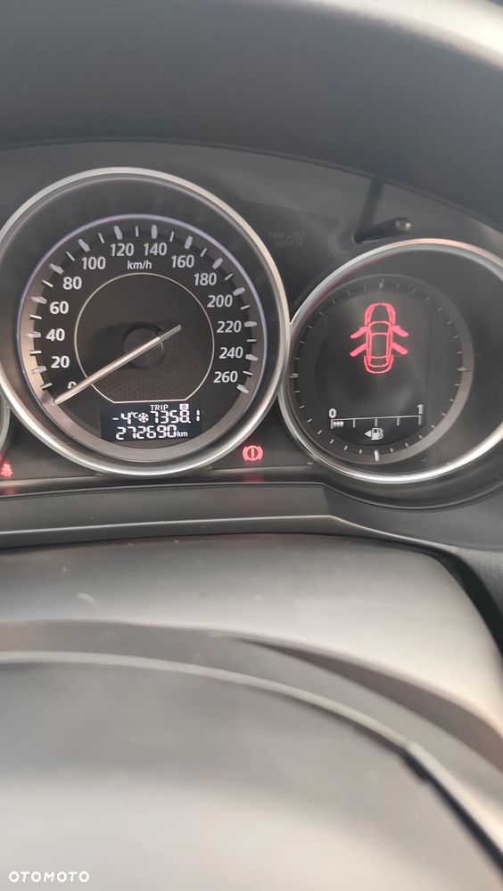 Mazda 6 2.0 Exclusive + - 8