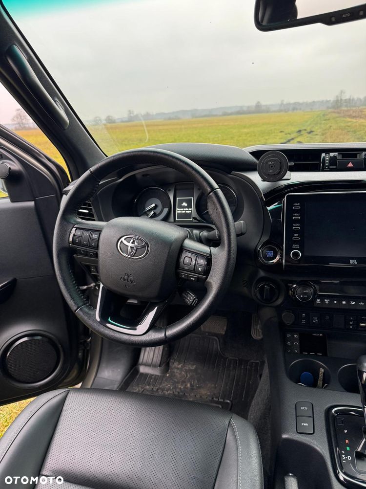 Toyota Hilux 2.8 D-4D Double Cab Invincible 4x4 - 15