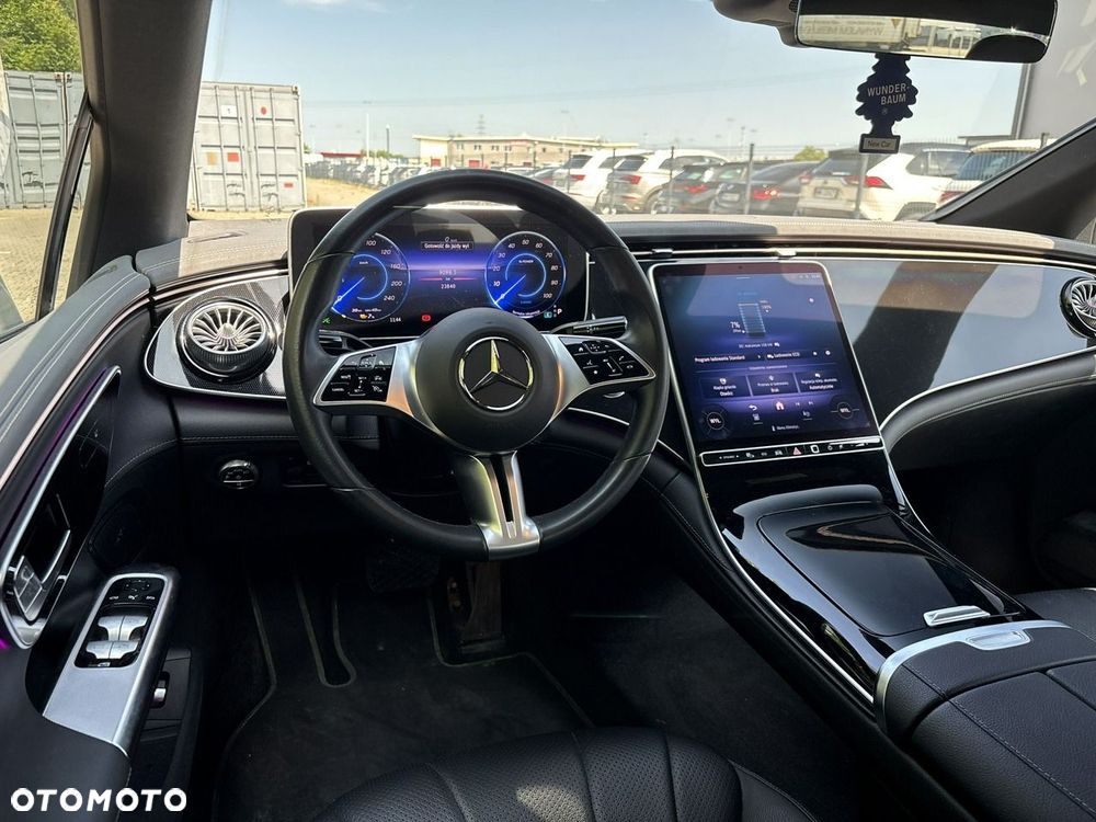Mercedes-Benz EQE 350+ 90.5kWh - 12