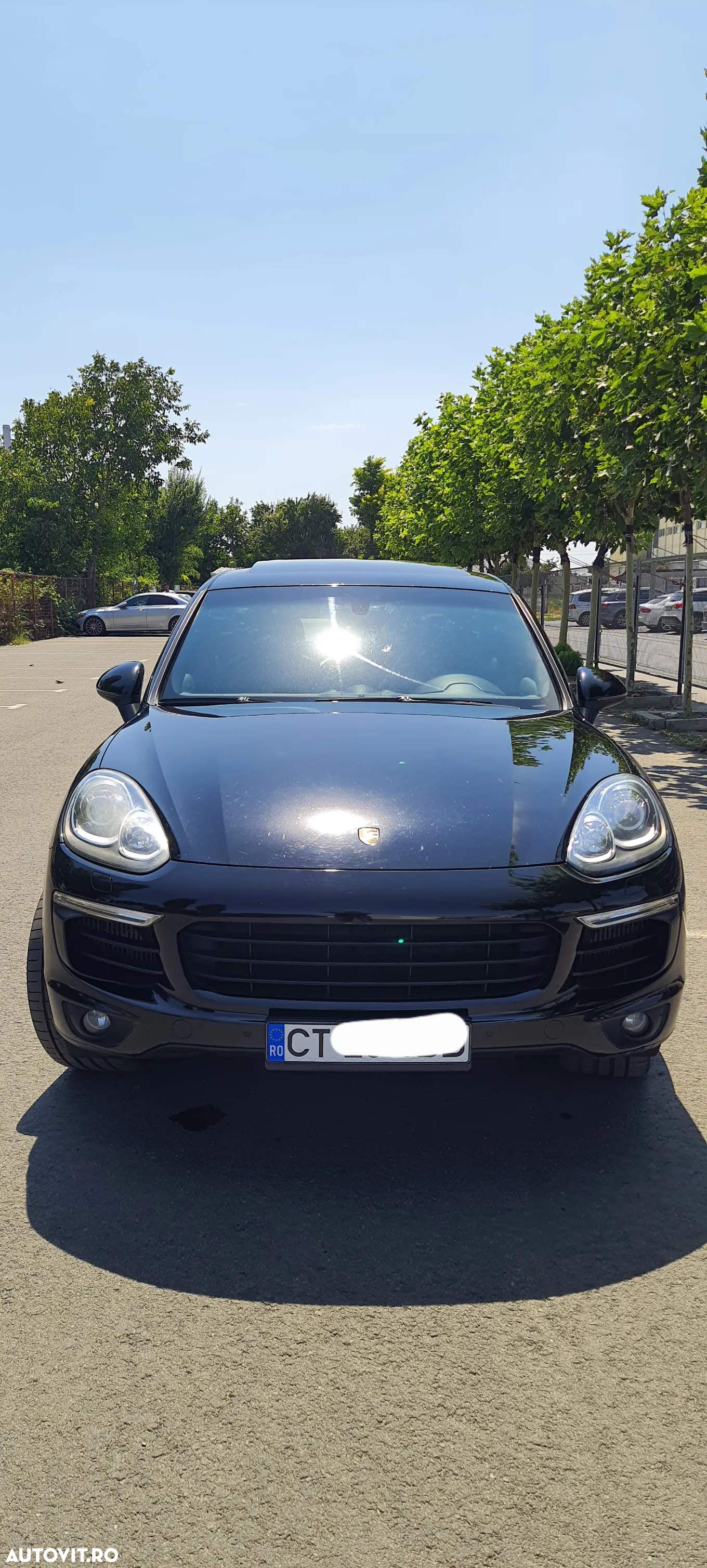 Porsche Cayenne 3.0 L - 7