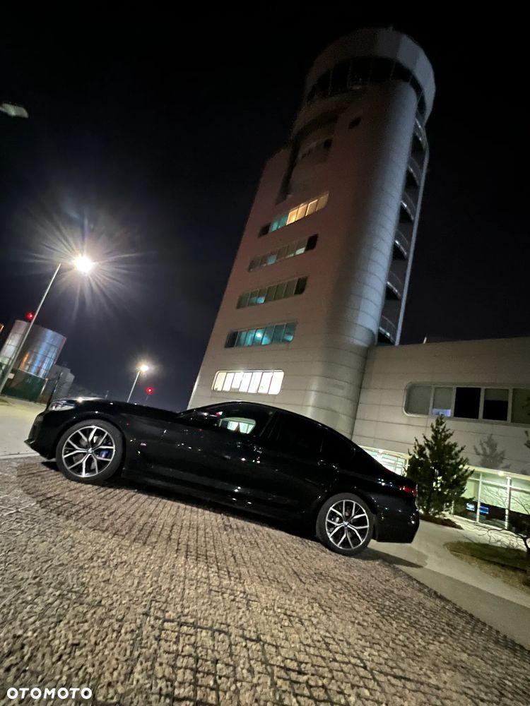BMW Seria 5 540i xDrive mHEV M Sport sport - 11