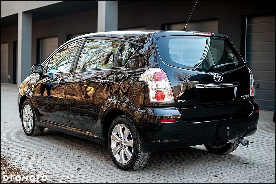 Toyota Corolla Verso - 12