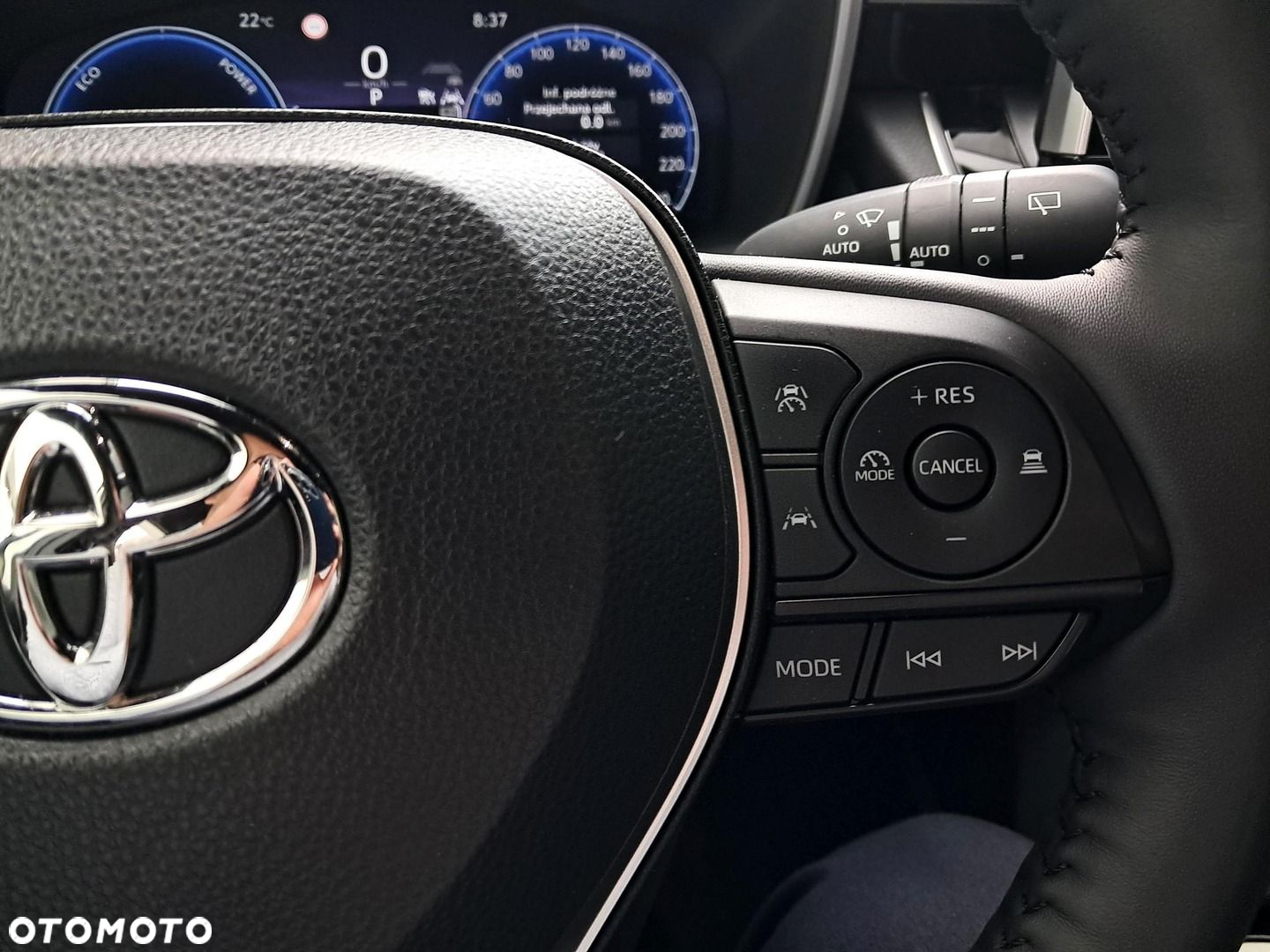 Toyota Corolla Cross 2.0 Hybrid Style - 19