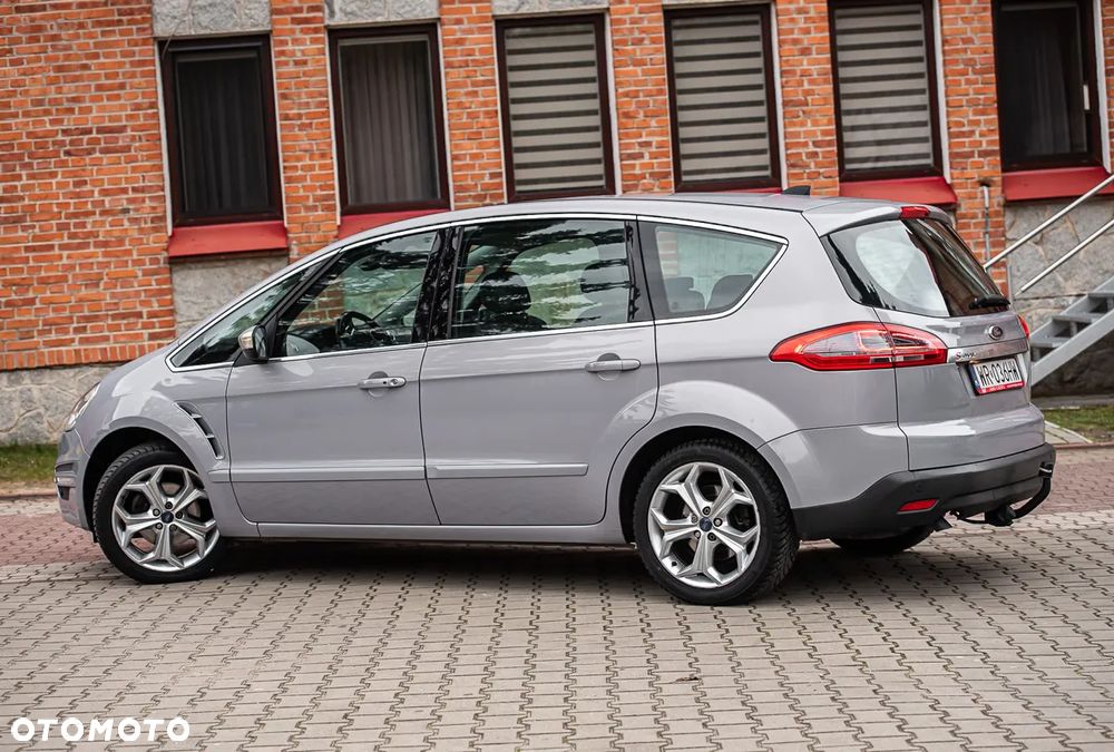 Ford S-Max 2.0 TDCi DPF Champions Edition - 13
