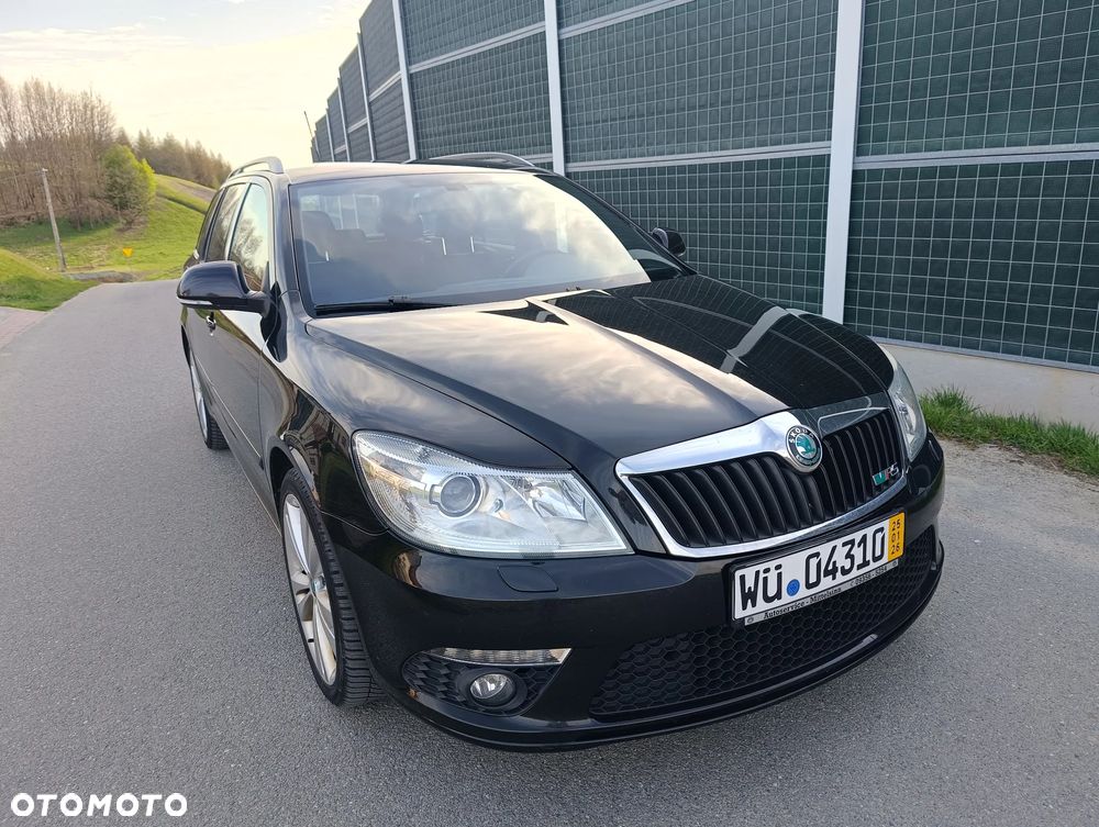 Skoda Octavia 2.0 TDI DPF RS - 20