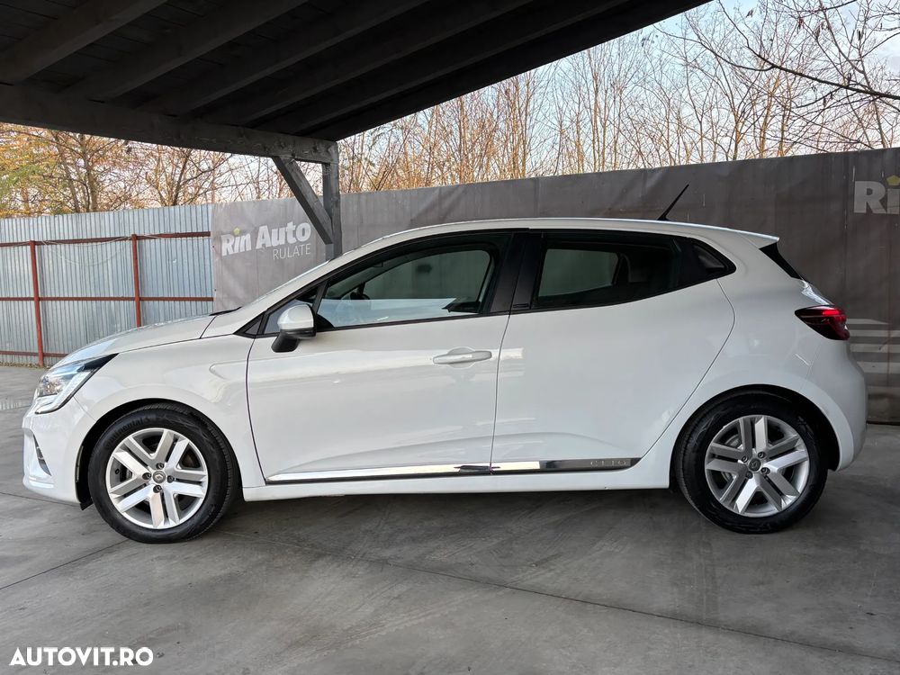 Renault Clio E-TECH Hybrid 140 BUSINESS EDITION - 9