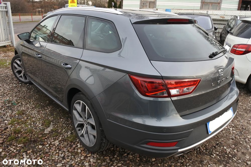 Seat Leon 2.0 TDI Start&Stop 4Drive DSG X-Perience - 3