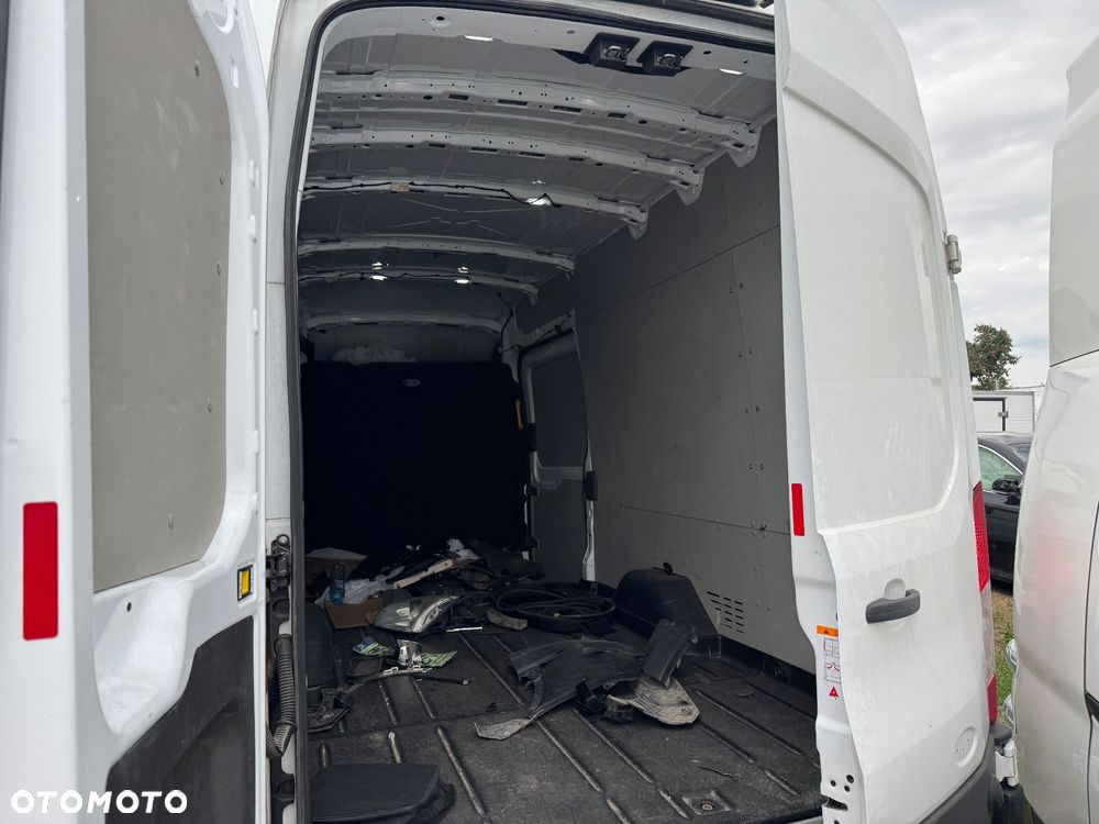 Ford Transit - 8