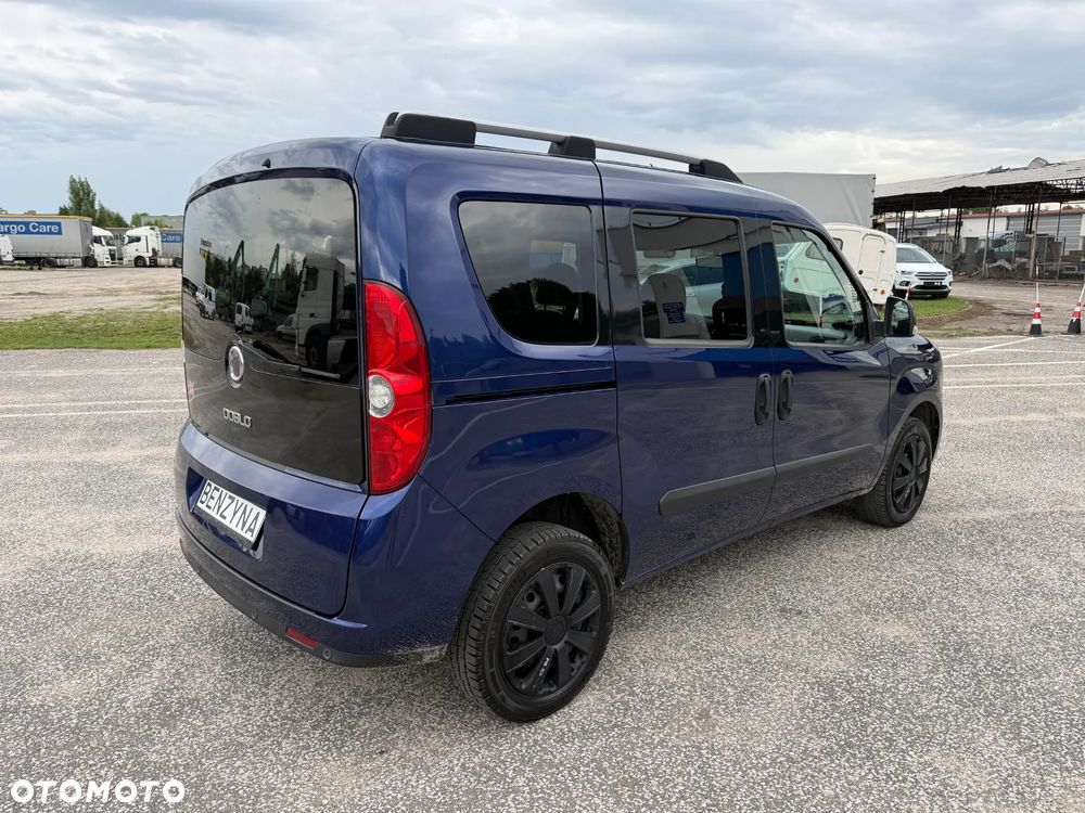 Fiat Doblo 1.4 T-Jet 16V Lounge - 9