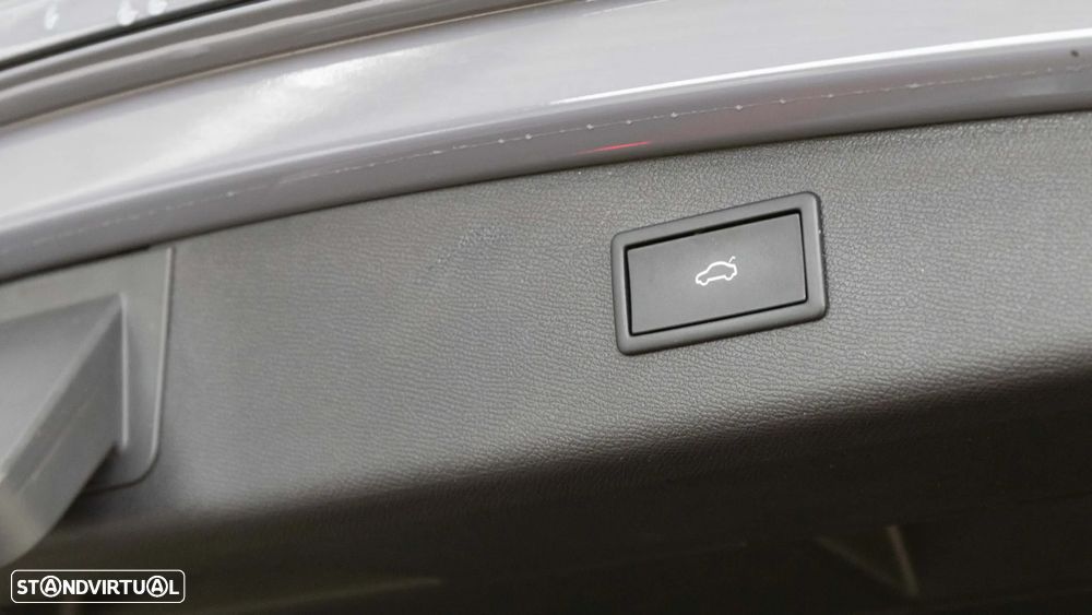 Cupra Leon ST 1.5 eTSI MID DSG - 10