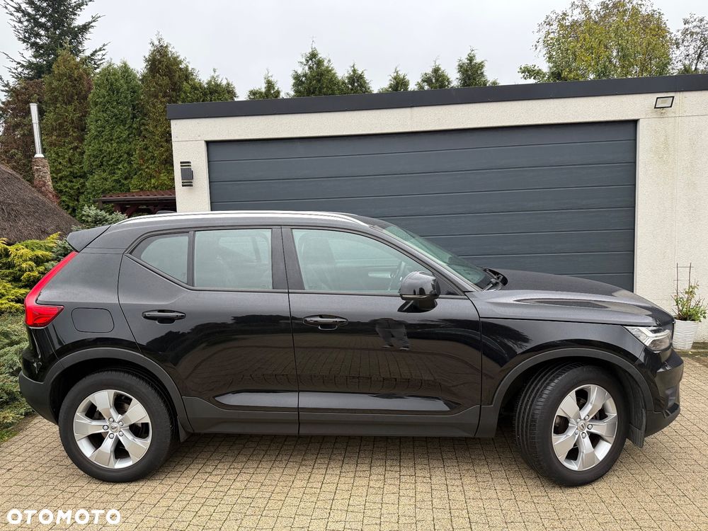 Volvo XC 40 T3 Geartronic Momentum Pro - 20