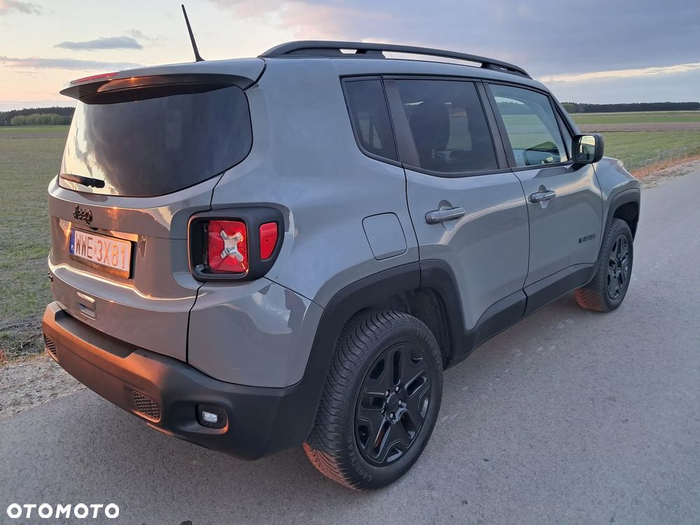 Jeep Renegade - 23