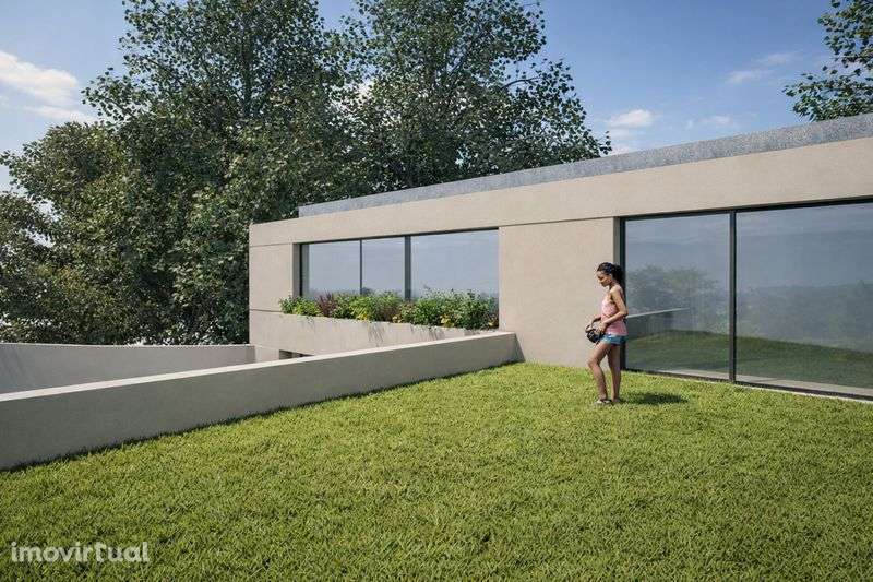 Moradia T4 para reabilitar na Foz Velha - Grande imagem: 2/12