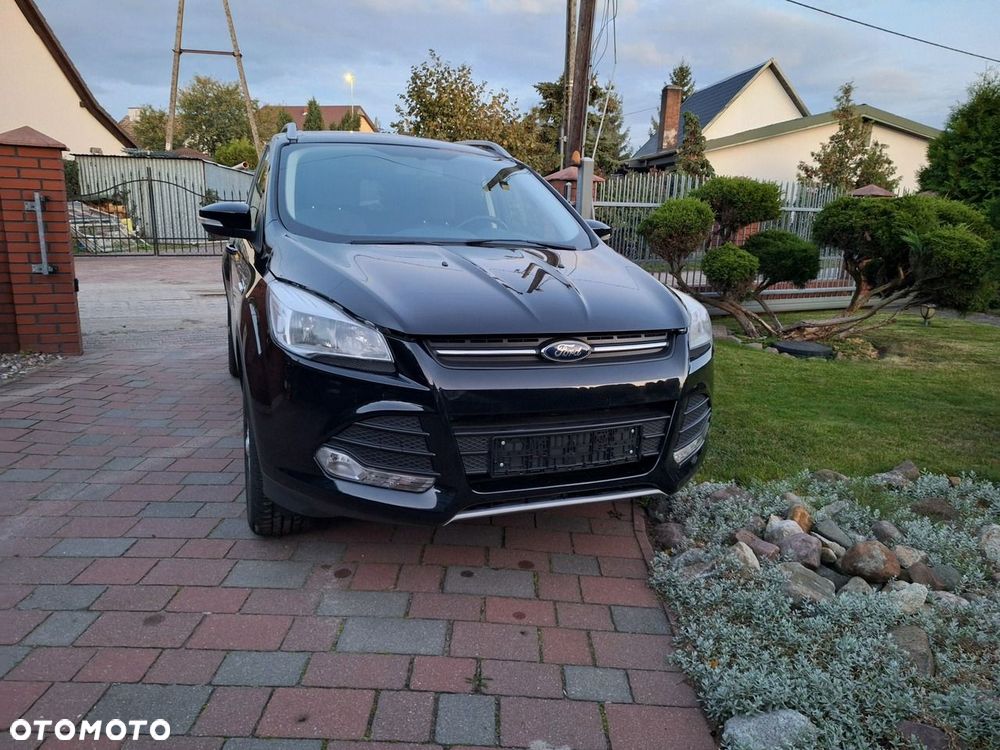 Ford Kuga 1.6 EcoBoost 2x4 Trend - 2