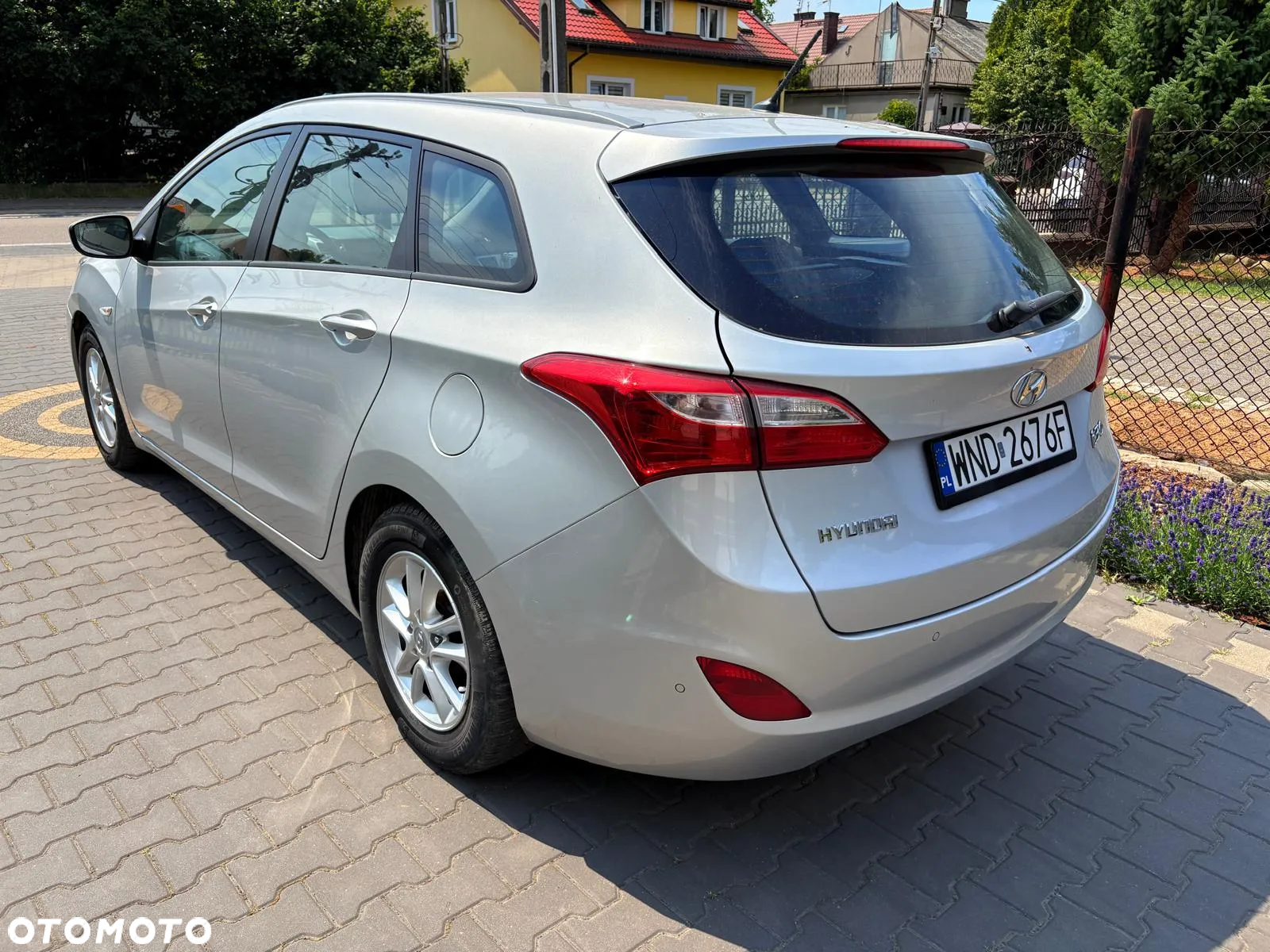Hyundai i30 1.6 Classic + - 24