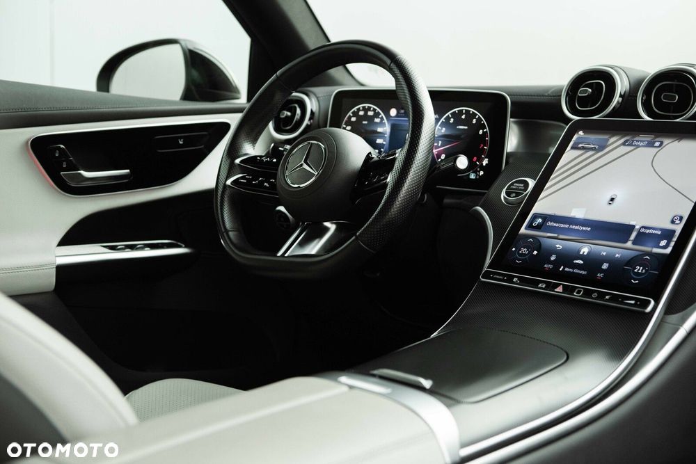 Mercedes-Benz GLC - 26